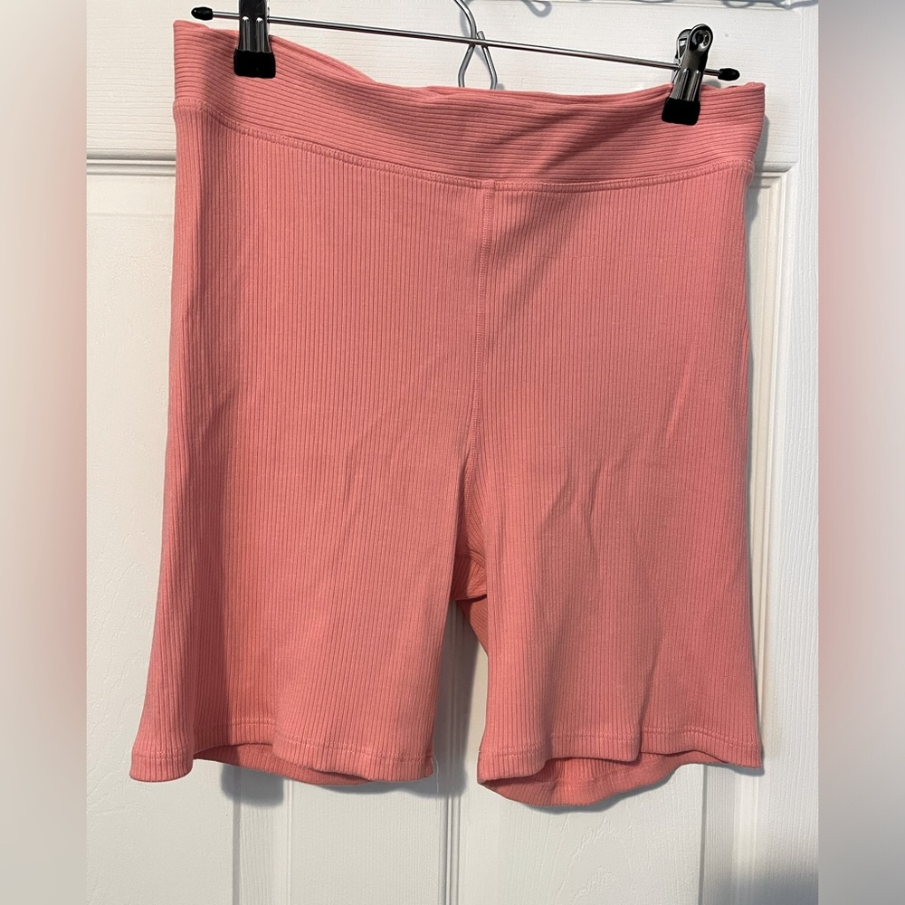 THE UPSIDE Ribbed Seamless 6in Spin Activewear Short Women’s Size L